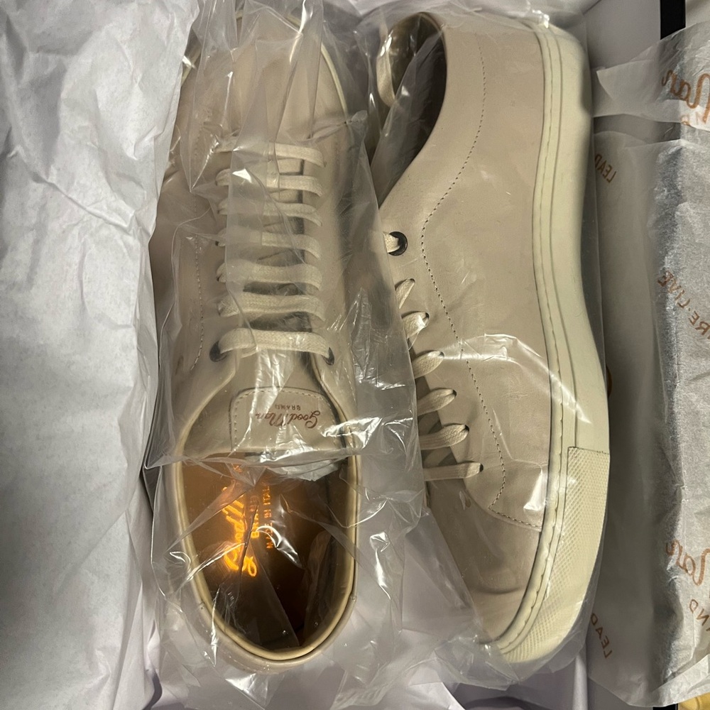 Good Man Brand New in Box Edge Sneakers in Natural